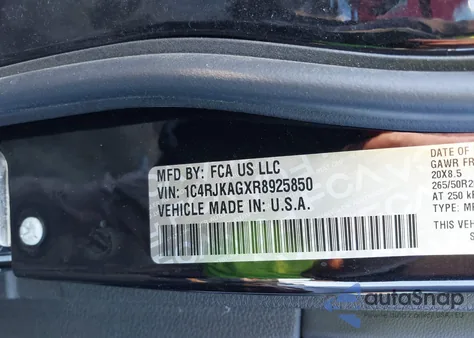 2024 Jeep Grand Cherokee L Altitude 4X4 from USA, damaged, VIN 1C4RJKAGXR8925850